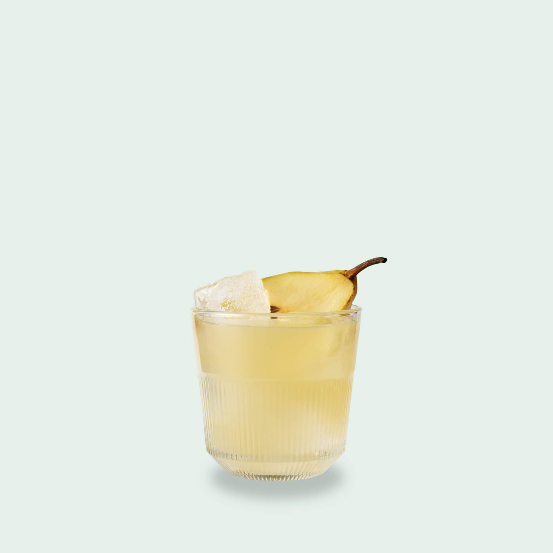 Sage and Vanilla Sour mit Reposado Tequila und Birnenbrand - Tequila Cocktail Set von Drink Syndikat